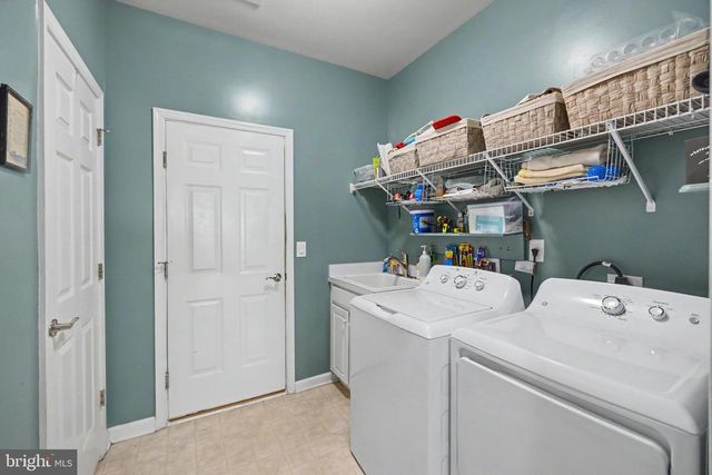 35 BATTERY POINT DR, Fredericksburg, VA 22406