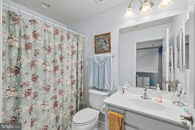 35 BATTERY POINT DR, Fredericksburg, VA 22406
