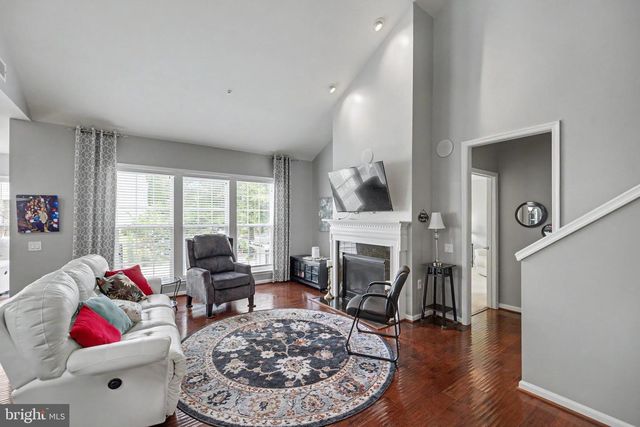 35 BATTERY POINT DR, Fredericksburg, VA 22406