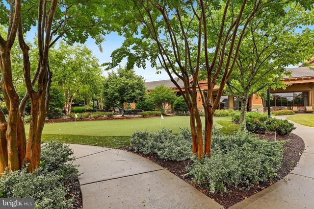 35 BATTERY POINT DR, Fredericksburg, VA 22406