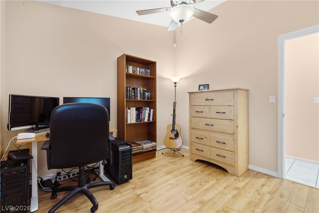 Image 24 of property listing at 9014 Sandy Slate Way, Las Vegas, NV 89123