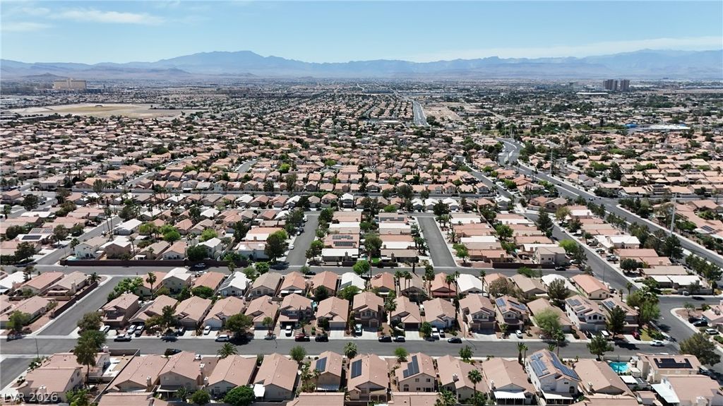 Image 38 of property listing at 9014 Sandy Slate Way, Las Vegas, NV 89123