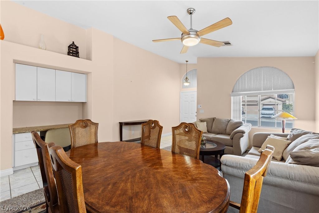 Image 4 of property listing at 9014 Sandy Slate Way, Las Vegas, NV 89123