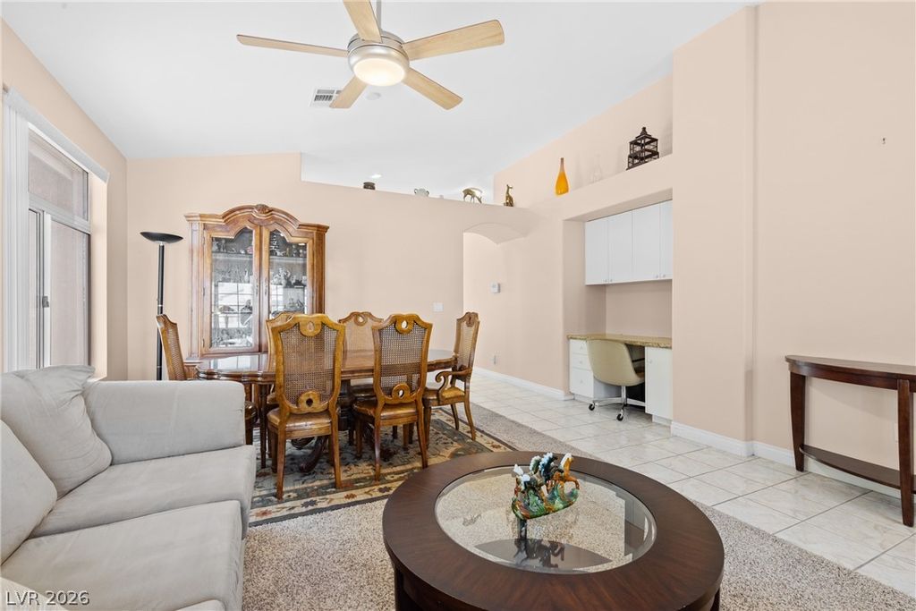 Image 5 of property listing at 9014 Sandy Slate Way, Las Vegas, NV 89123