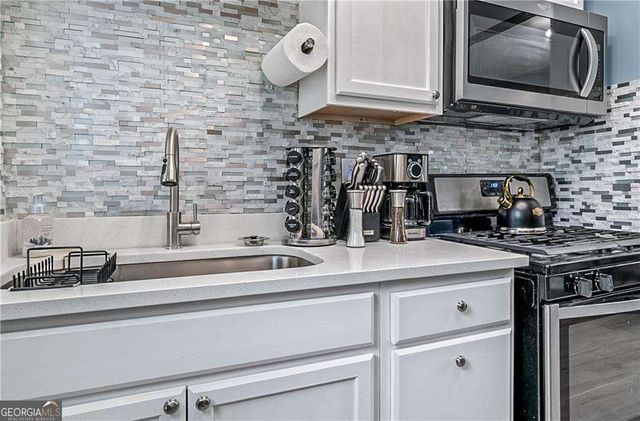 1780 John Calvin Avenue UNIT L, Atlanta, GA 30337