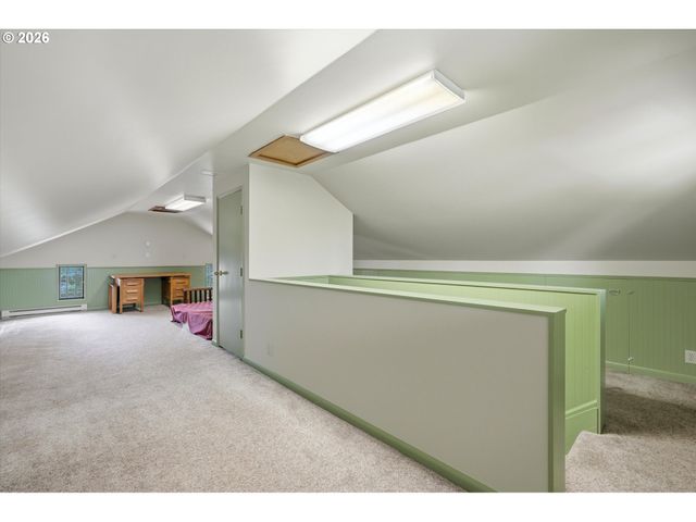 1811 21ST Ave, Forest Grove, OR 97116