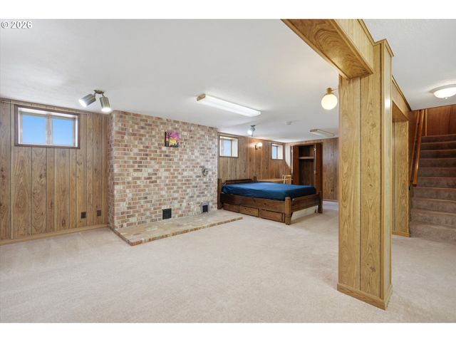 1811 21ST Ave, Forest Grove, OR 97116