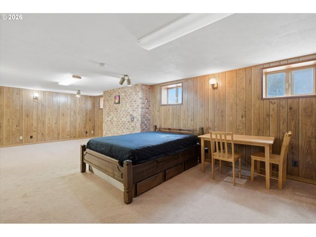 1811 21ST Ave, Forest Grove, OR 97116