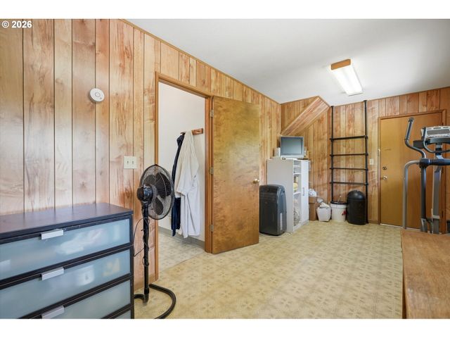 1811 21ST Ave, Forest Grove, OR 97116