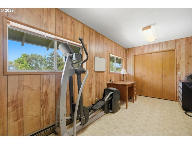 1811 21ST Ave, Forest Grove, OR 97116