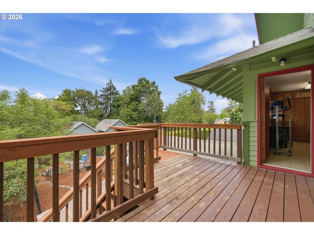 1811 21ST Ave, Forest Grove, OR 97116