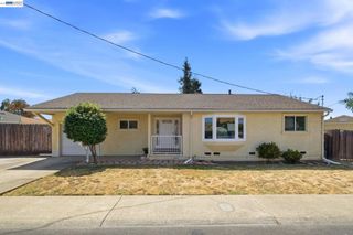 32235 Pulaski Dr, Hayward, CA 94544