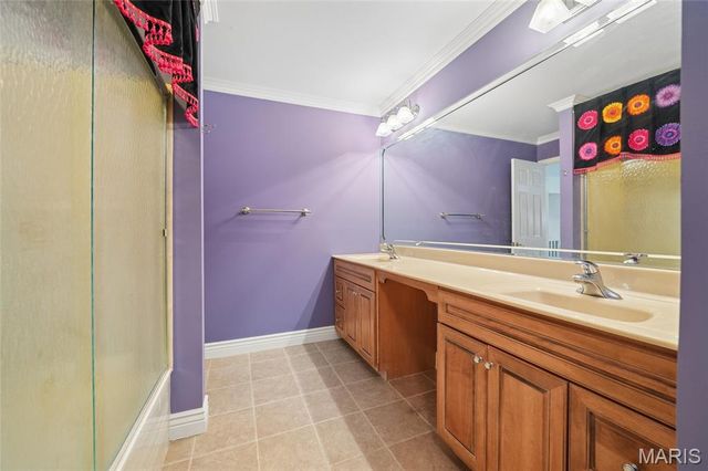 15826 Harris Ridge Court 15826, Chesterfield, MO 63017