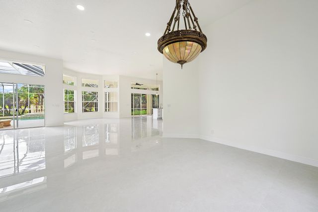 19558 Red Gum Trail, Jupiter, FL 33458