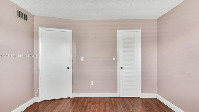 2811 N Pine Island Rd 302, Sunrise, FL 33322