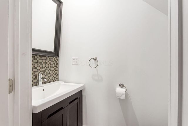 106 E Gates Street, Columbus, OH 43206