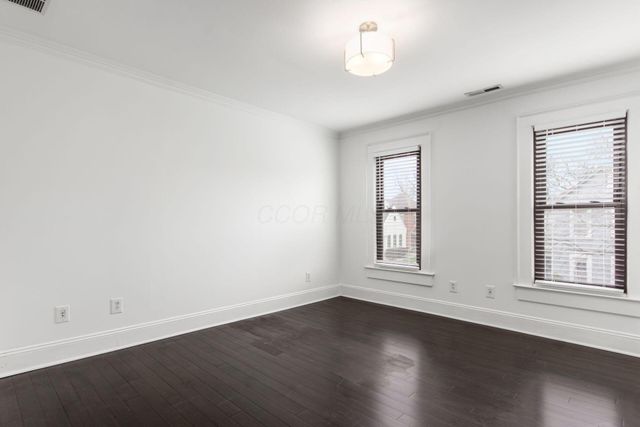 106 E Gates Street, Columbus, OH 43206