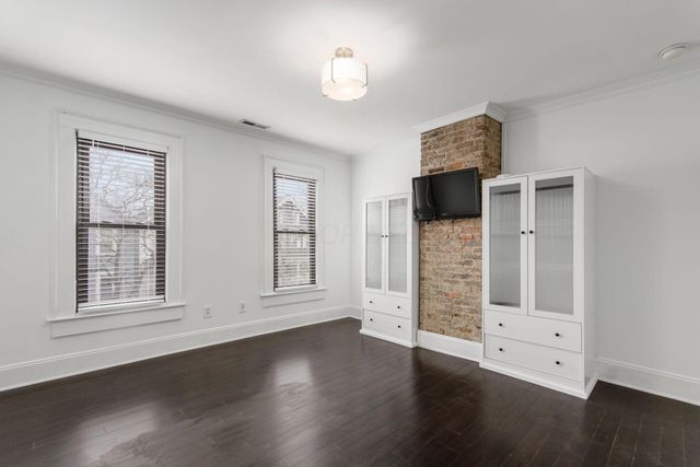 106 E Gates Street, Columbus, OH 43206