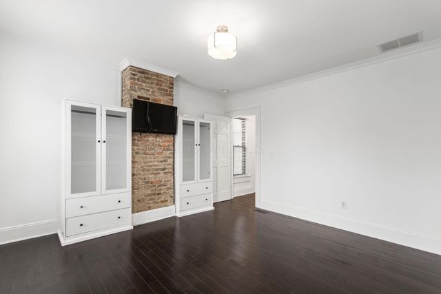 106 E Gates Street, Columbus, OH 43206