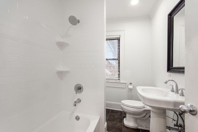 106 E Gates Street, Columbus, OH 43206
