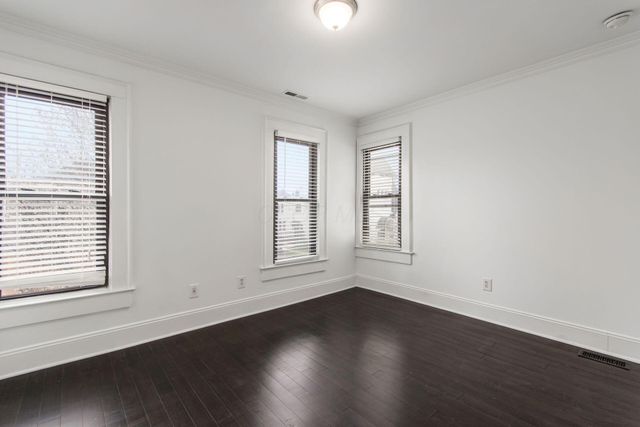 106 E Gates Street, Columbus, OH 43206