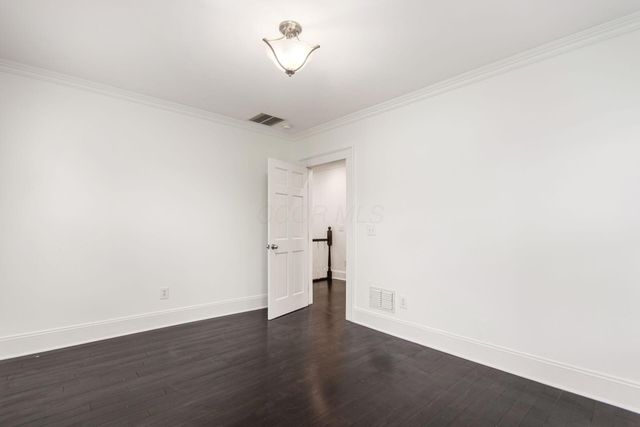 106 E Gates Street, Columbus, OH 43206