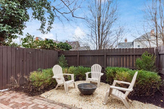 106 E Gates Street, Columbus, OH 43206