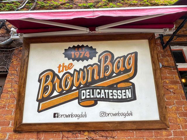 106 E Gates Street, Columbus, OH 43206