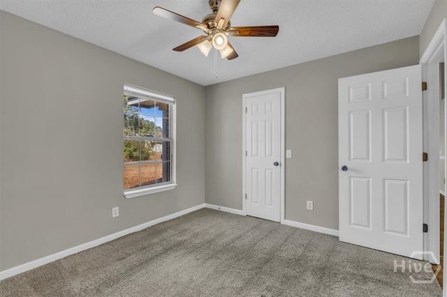 166 W Kenny Drive, Hinesville, GA 31313