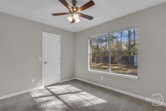 166 W Kenny Drive, Hinesville, GA 31313