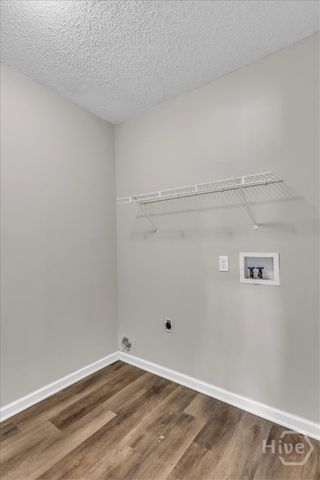 166 W Kenny Drive, Hinesville, GA 31313