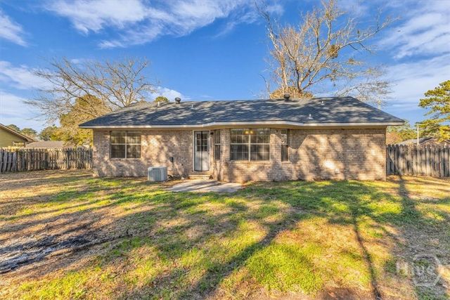 166 W Kenny Drive, Hinesville, GA 31313