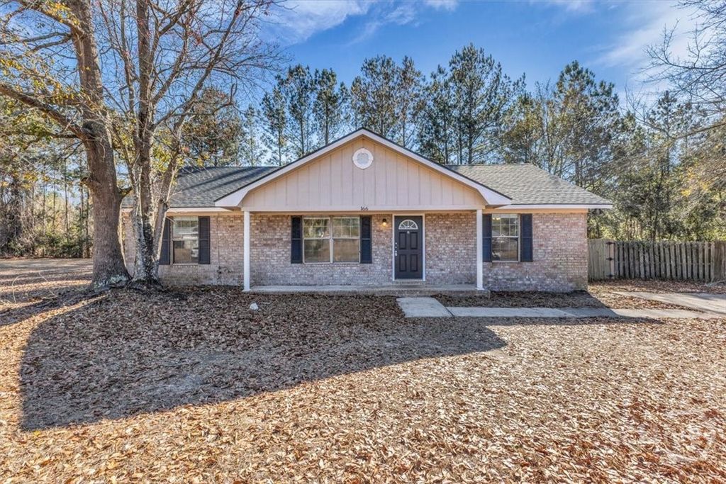 166 W Kenny Drive, Hinesville, GA 31313
