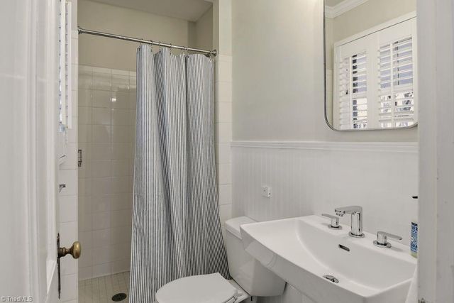 925 Oaklawn Avenue, Winston-salem, NC 27104