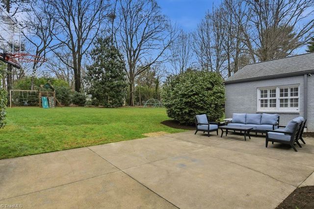 925 Oaklawn Avenue, Winston-salem, NC 27104