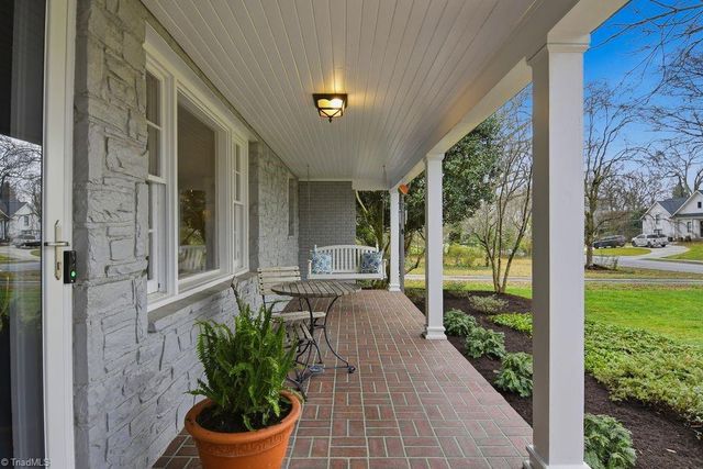 925 Oaklawn Avenue, Winston-salem, NC 27104