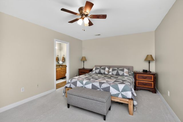 1208 Passage Mound Way, Lexington, KY 40509