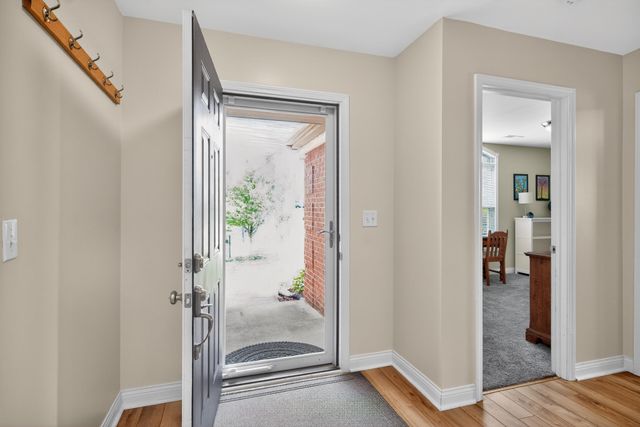 1208 Passage Mound Way, Lexington, KY 40509