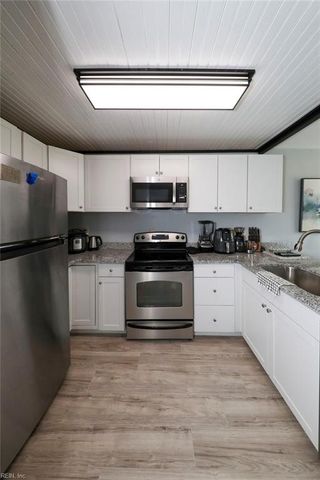3325 Clover Meadows DR, Chesapeake, VA 23321