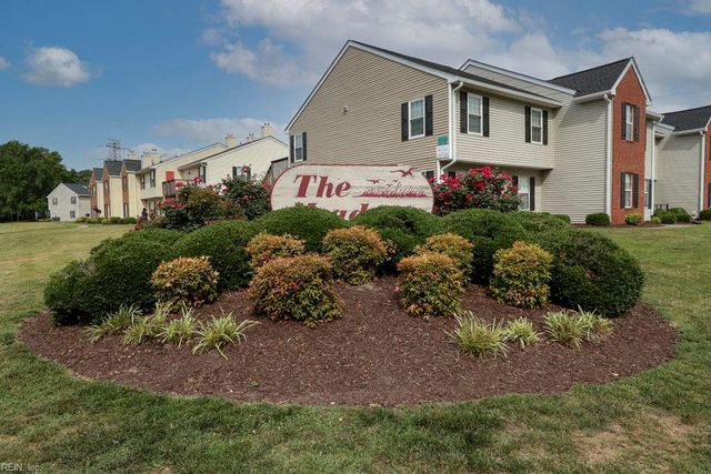 3325 Clover Meadows DR, Chesapeake, VA 23321