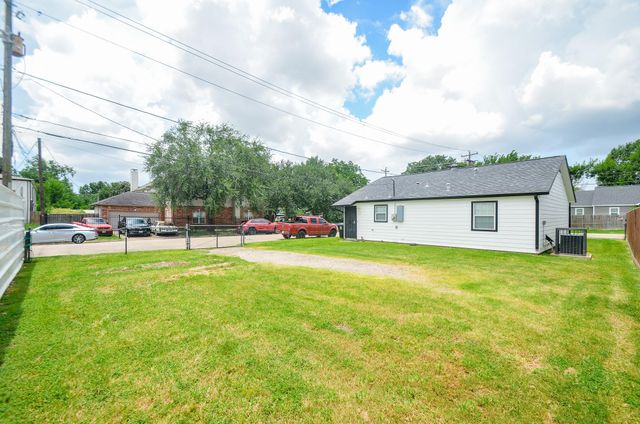 6425 Sidney Street, Houston, TX 77021