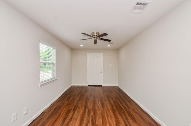 6425 Sidney Street, Houston, TX 77021