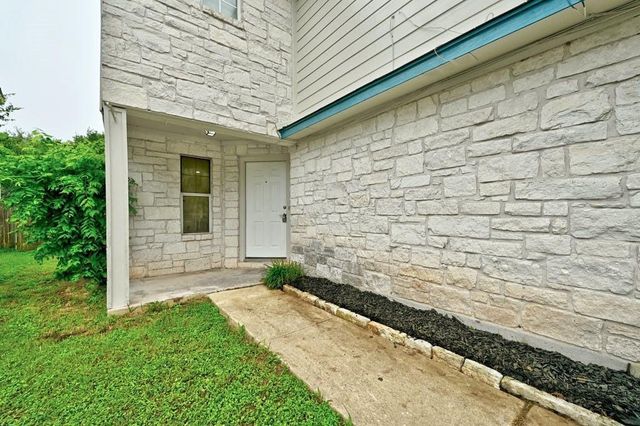 2320 Riddle RD A, Austin, TX 78748