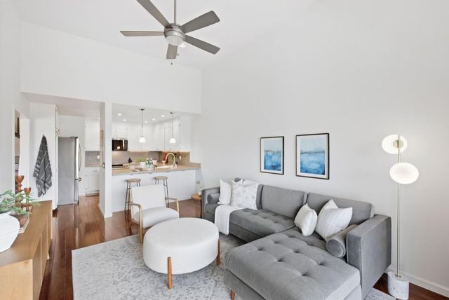 4 Meadowsweet Lane, San Carlos, CA 94070
