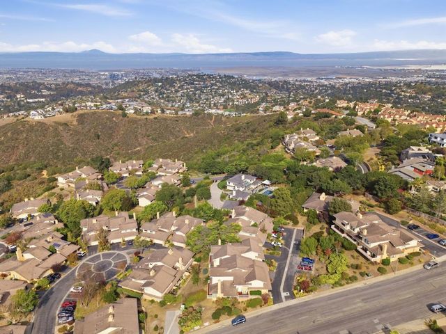 4 Meadowsweet Lane, San Carlos, CA 94070