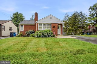 1208 CAROLYN DR, Wilmington, DE 19805