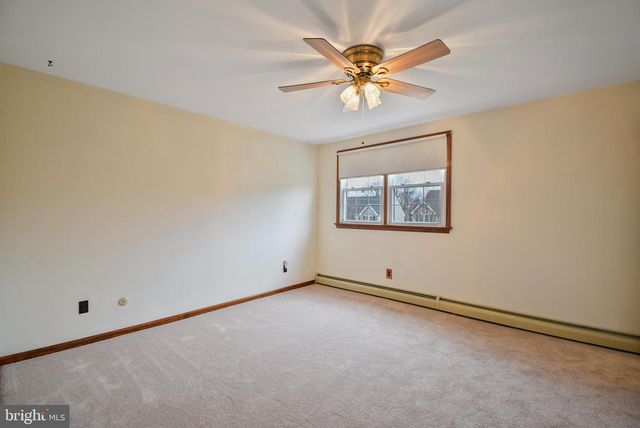 530 GRAND AVE, Havertown, PA 19083