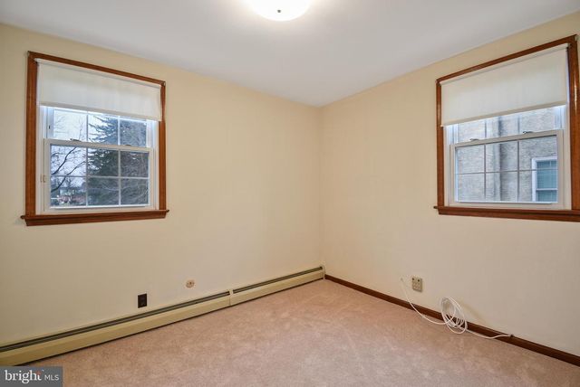 530 GRAND AVE, Havertown, PA 19083