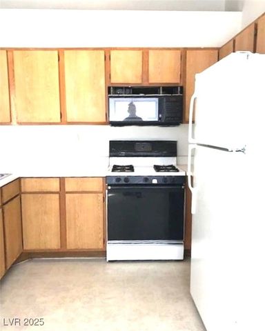 4671 Krissylouise Way, Las Vegas, NV 89121