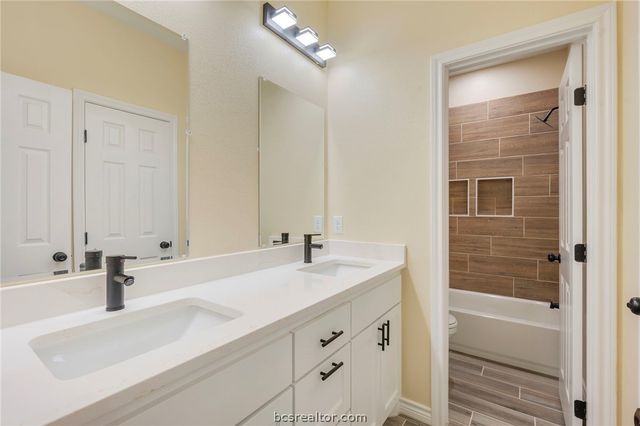 753 Bruin Trace, Bryan, TX 77803